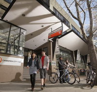 Canberra City YHA - Perths Hotel