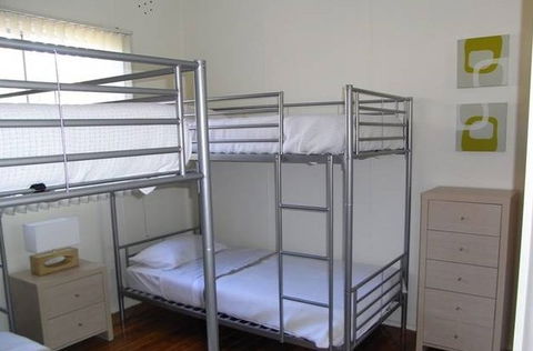 A Husky Sea-Esta - Perths Hotel 1