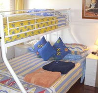 Calm Waters Waterfront Cottages - Perths Hotel