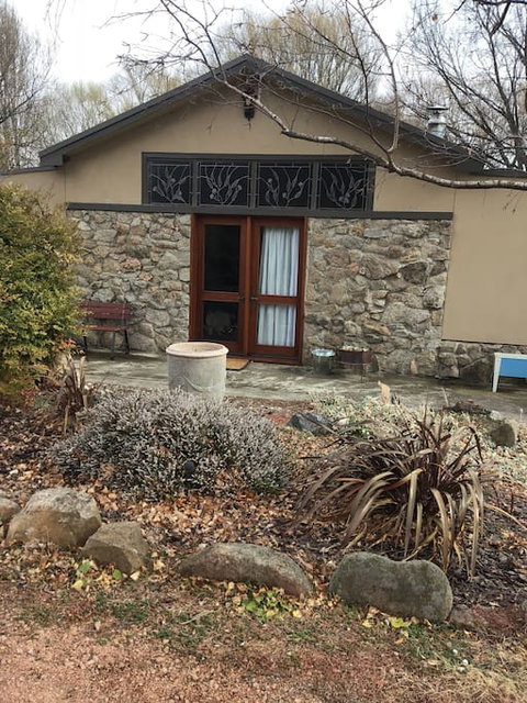 Glenelm Guest Cottage - Perths Hotel 5