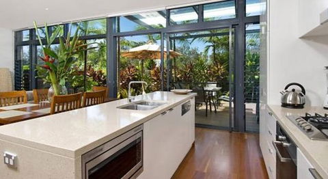 Aamber Beach House At Kiah - Perths Hotel 3