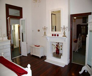Annies Bed And Breakfast Grafton - Perths Hotel 1