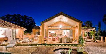 Araucaria Guest House - Perths Hotel 1