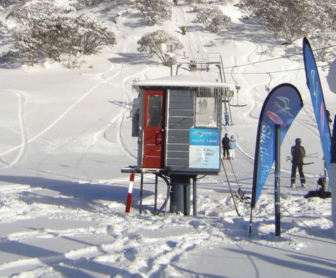 Knockshannoch Ski Club - Perths Hotel 3