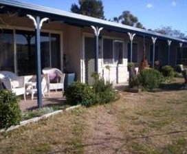 Snowy Vineyard Cottage - Perths Hotel 0