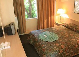 Khancoban Alpine Inn - Perths Hotel 1