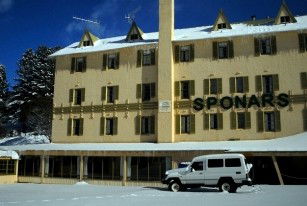 Sponars Chalet - Perths Hotel 0