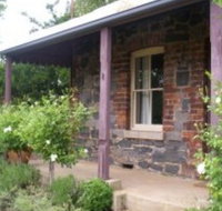 Accommodation Pinn Cottage - Perths Hotel