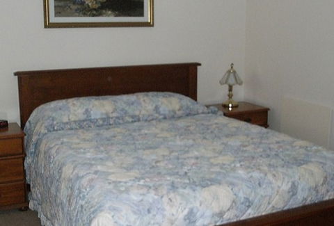 Avariella - Perths Hotel 0