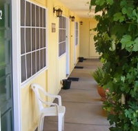 Bradman Motor Inn