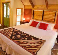 Rainforest Ranch - Perths Hotel
