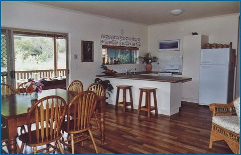 Fraser Island Hideaway - Perths Hotel 2