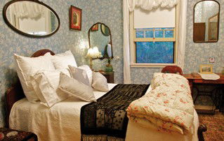 Marys Place - Perths Hotel 1