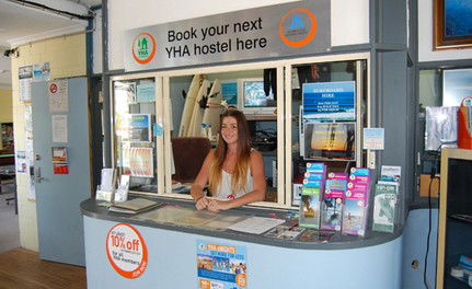 Coolangatta YHA Backpackers Hostel - Perths Hotel 3