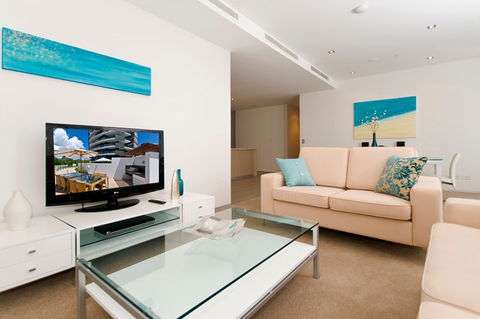 Ambience On Burleigh Beach - Perths Hotel 15
