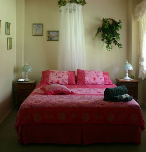 Riviera Bed And Breakfast - Perths Hotel 3