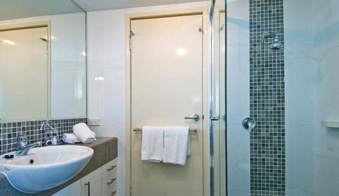 Aqualine Apartments - Perths Hotel 4