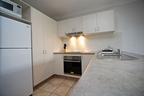 Blue Water Bay Luxury Villas - Perths Hotel 5