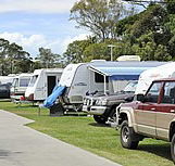 Beachmere Lions Caravan Park - Perths Hotel