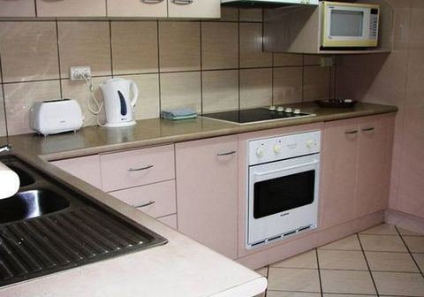 Champagne Apartments - Perths Hotel 2