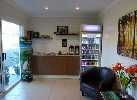 Atherton Hinterland Motel - Perths Hotel 4