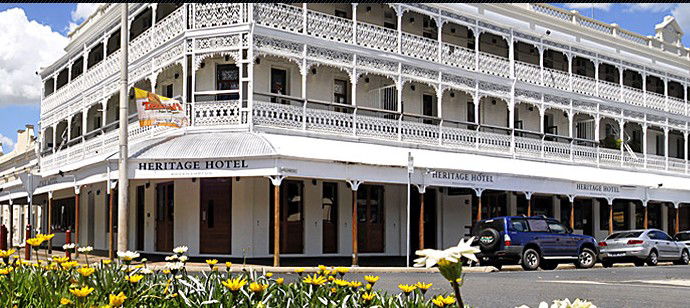 West Rockhampton QLD Perths Hotel