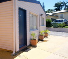 Book North Mackay Accommodation Vacations Perths Hotel Perths Hotel