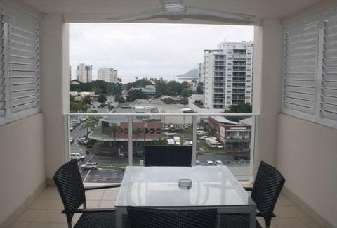BEST WESTERN PLUS  Cairns Central Apartments - Perths Hotel 3