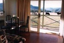 Big Bell Farm - Perths Hotel 1