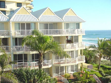 West Burleigh QLD Perths Hotel