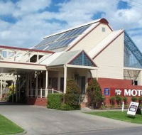 Riverboat Lodge Motor Inn - Perths Hotel