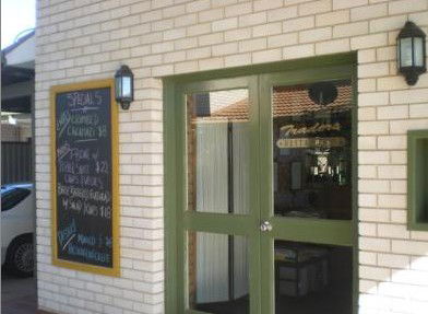 Tamworth Motor Inn - Perths Hotel 3