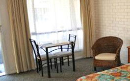 Long Plain NSW Perths Hotel