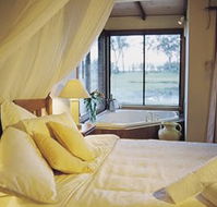 Lake Weyba Cottages