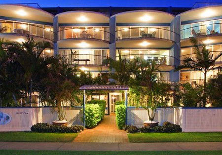 Coral Sea Apartments - Perths Hotel 4