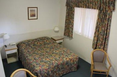 AZA Motel - Perths Hotel 1