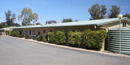 Macdonnell Range Holiday Park - Perths Hotel 0