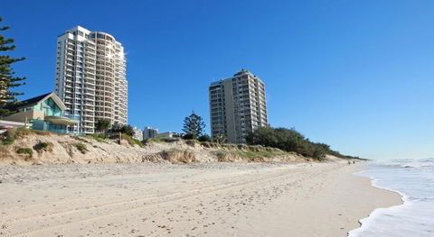 Xanadu Main Beach - Perths Hotel 1