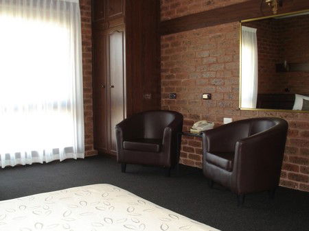 Albury Townhouse - Perths Hotel 3