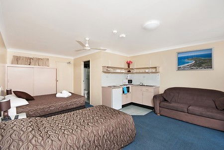 Byron Bay Side Central Motel - Perths Hotel 2