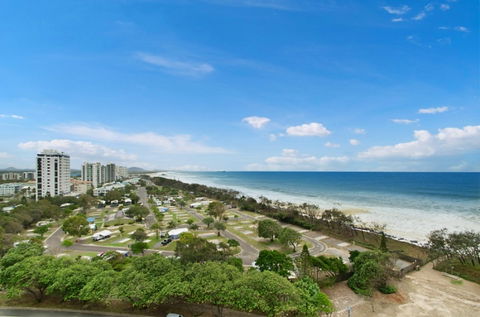 Key Largo Maroochydore - Perths Hotel 5
