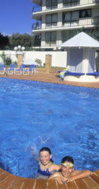 Breakfree Imperial Surf Resort - Perths Hotel 2