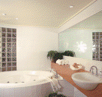 The Continental Phillip Island - Perths Hotel