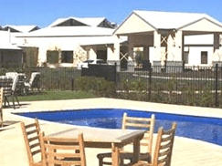 Doherty St Helens Resort - Perths Hotel 2
