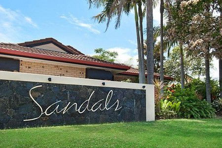 Sandals - Perths Hotel 0