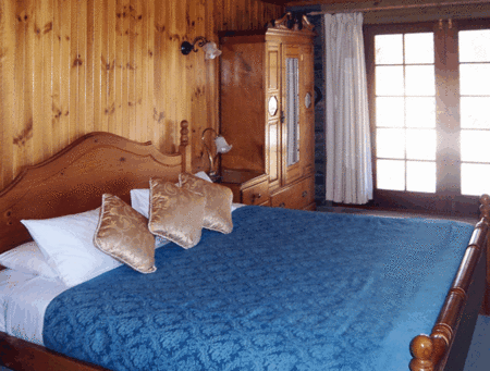 Mclaren Ridge Log Cabins - Perths Hotel 2