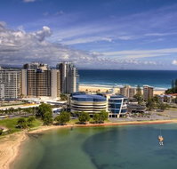 Outrigger Twin Towns Resort - Perths Hotel