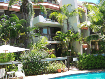 Old Burleigh Court Holiday Apartments - Perths Hotel 4