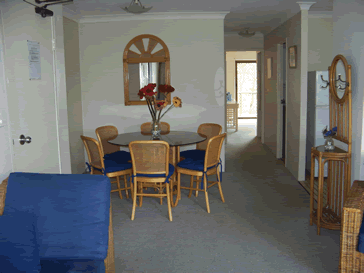 Old Burleigh Court Holiday Apartments - Perths Hotel 5