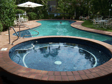 Old Burleigh Court Holiday Apartments - Perths Hotel 7